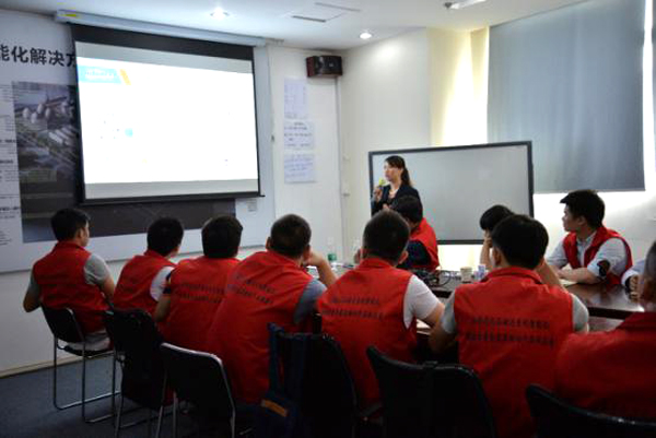 深?yuàn)W圖儀控學(xué)院?；沸袠I(yè)大講堂